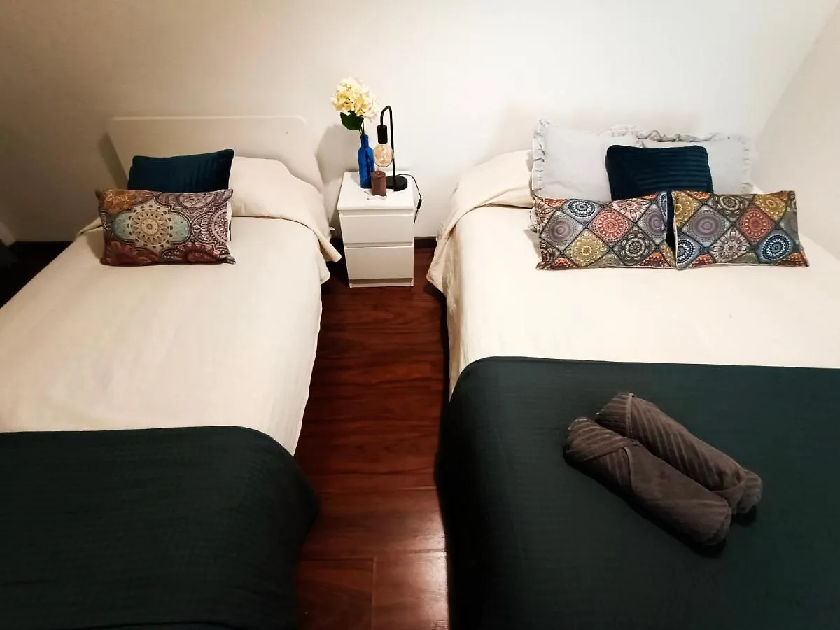 By Plaza Real Budget Rooms 巴塞罗那