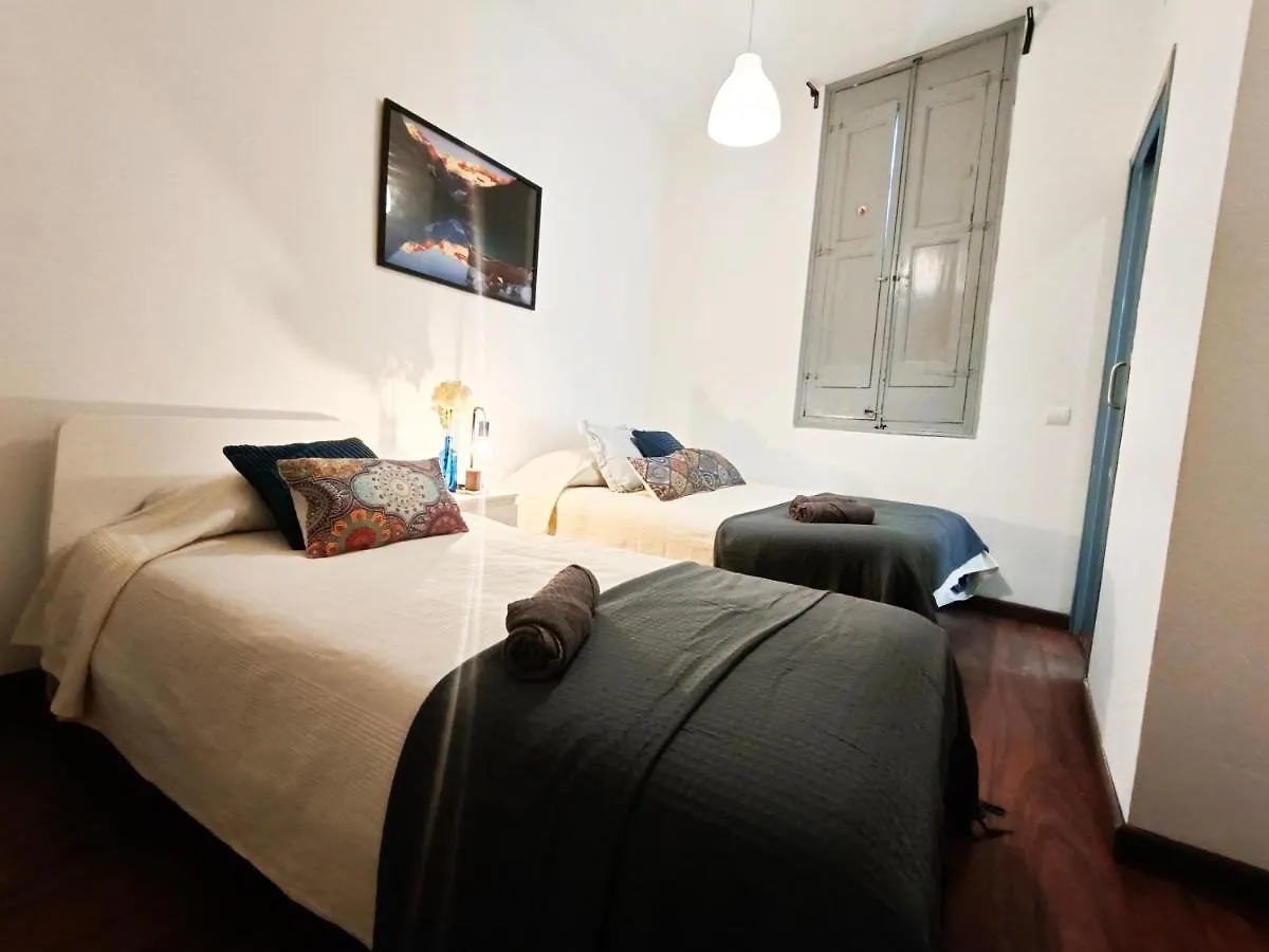 By Plaza Real Budget Rooms 巴塞罗那 0*,