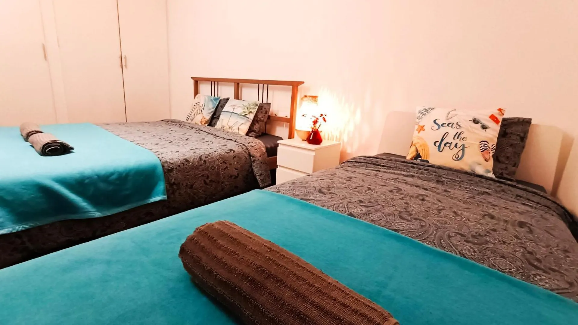旅馆 By Plaza Real Budget Rooms 巴塞罗那